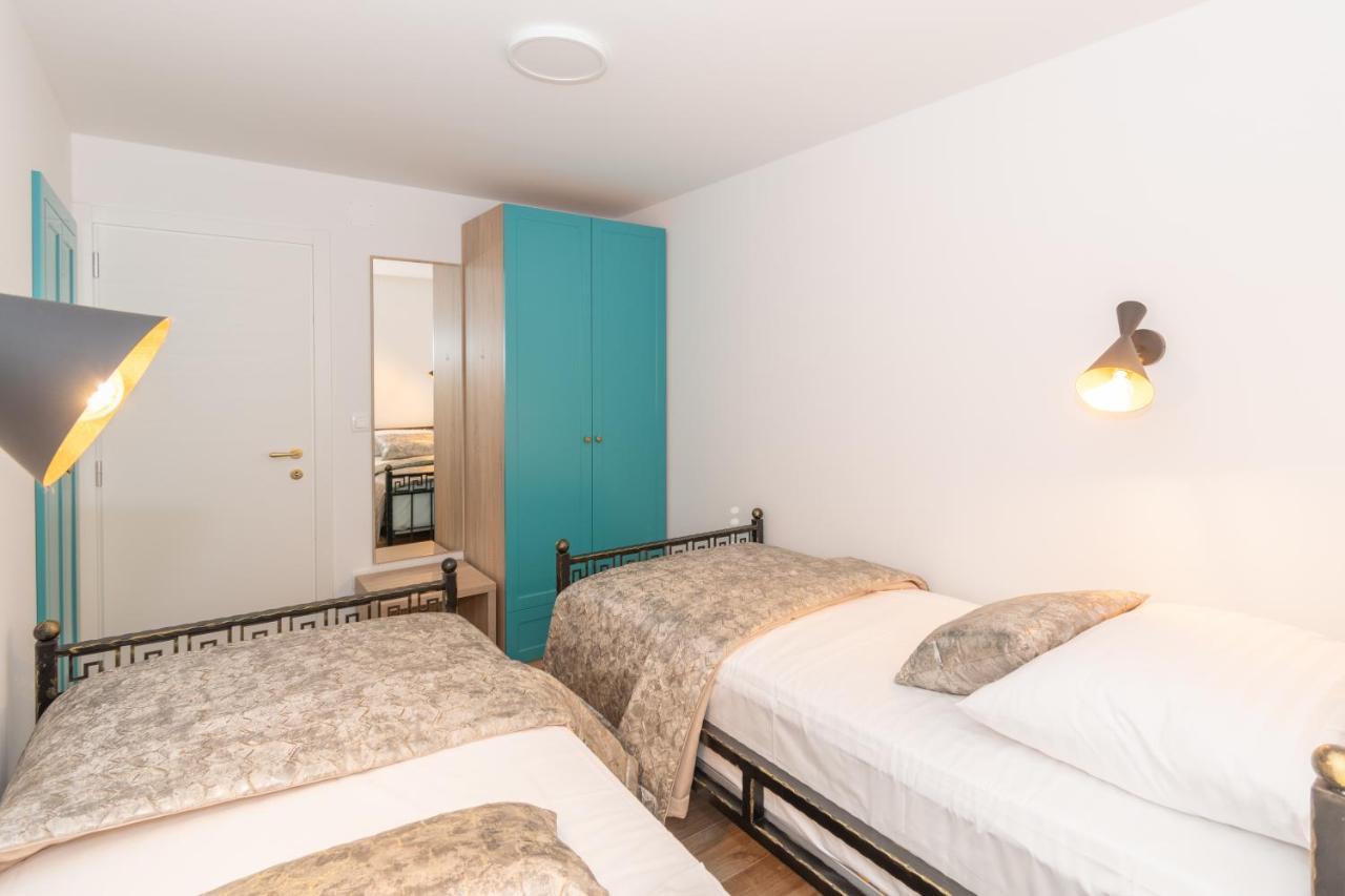 Ivka Makarska - Modern And Luxurious Oldtown Apartament ภายนอก รูปภาพ