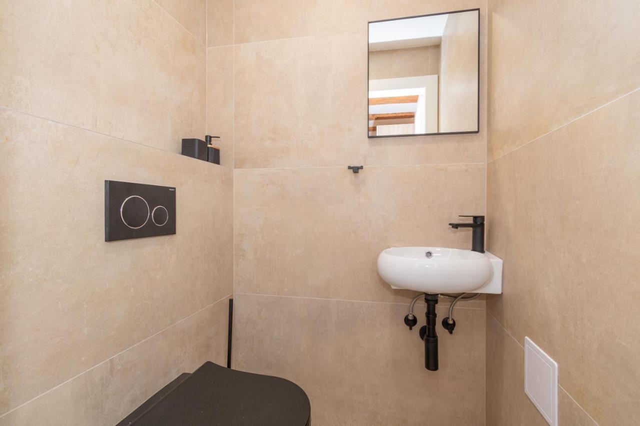 Ivka Makarska - Modern And Luxurious Oldtown Apartament ภายนอก รูปภาพ